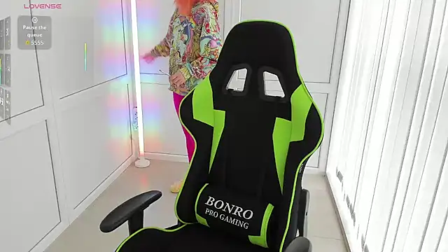 NightLeaf online show from 04/06/26, 01:34