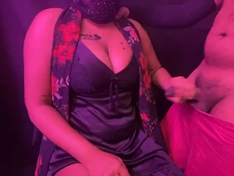 Lovebirds721 online show from 04/03/26, 07:45