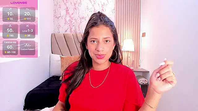 Snapshot of Atiena_ chatting on 04/16/26, 09:39 Atiena online show from 04/16/26, 09:39