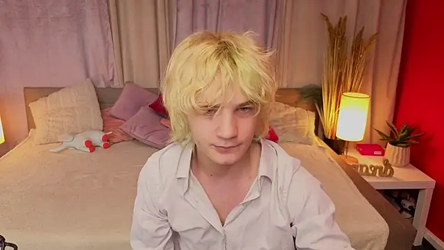 JameMilann online show from 04/18/26, 06:39