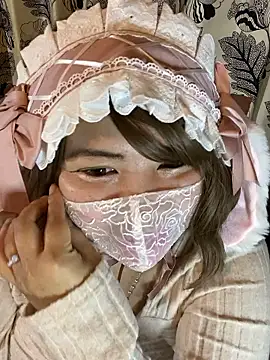 xoxAZU-KICHIxox online show from 04/18/26, 03:27