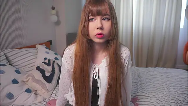 SadeHowen online show from 04/18/26, 07:23