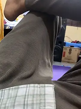 volcanojatt00 online show from 04/16/26, 03:46