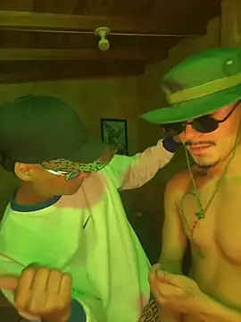 Cuteathleticboys online show from 04/17/26, 12:24