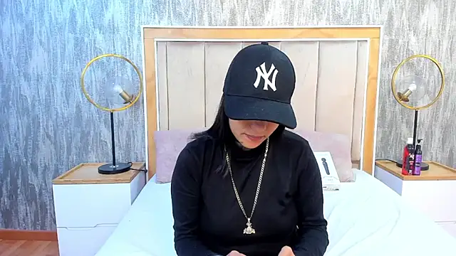 Snapshot of NaomiBDSM chatting on 04/07/26, 02:56 NaomiBDSM online show from 04/07/26, 02:56