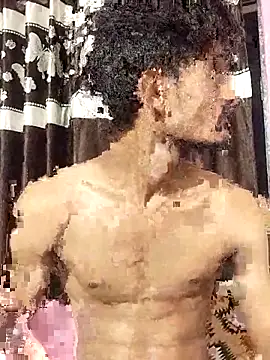 power houseboy online show from 05/18/26, 06:25