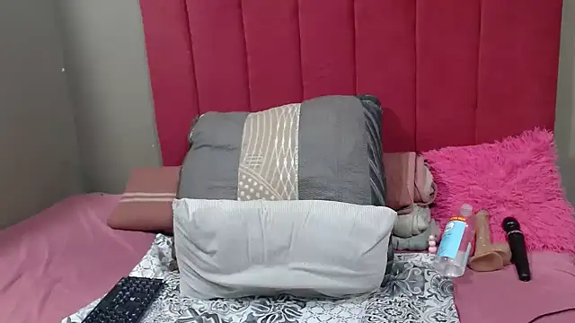 PinkyxGodess online show from 04/27/26, 10:41