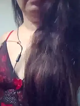 Snapshot of Luaantos chatting on 04/05/26, 02:09 Luaantos online show from 04/05/26, 02:09