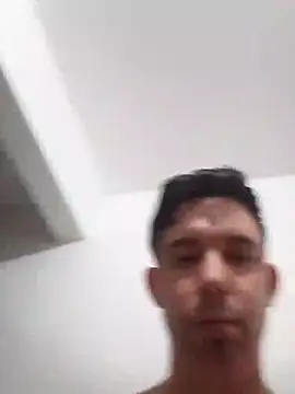 Roger1986  online show from 04/07/26, 09:15