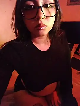 Abby deluna  online show from 04/21/26, 02:51