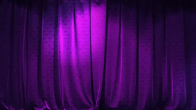 PolyCircus online show from 04/17/26, 04:04