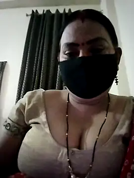 Kajal-Sharma00 online show from 05/03/26, 08:42