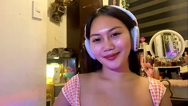 GlindaDejardin online show from 04/23/26, 05:37