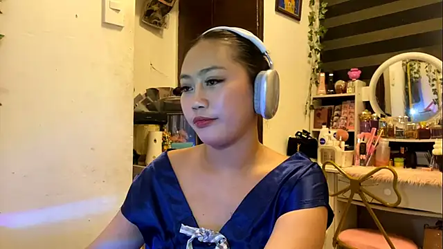 GlindaDejardin online show from 04/26/26, 05:10