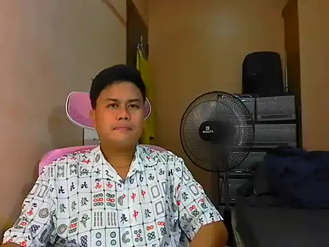 Snapshot of tipsy_butter chatting on 05/21/26, 03:19 tipsy butter online show from 05/21/26, 03:19