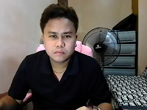 Snapshot of tipsy_butter chatting on 06/14/26, 03:47 tipsy butter online show from 06/14/26, 03:47