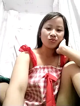 Snapshot of Yo-must chatting on 04/28/26, 08:25 Yo-must online show from 04/28/26, 08:25