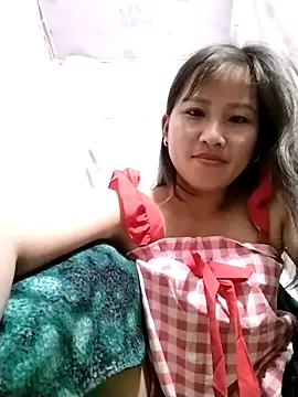 Snapshot of Yo-must chatting on 05/01/26, 09:08 Yo-must online show from 05/01/26, 09:08