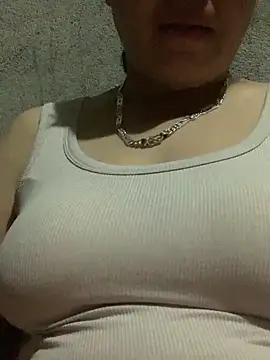 candy-beo online show from 04/16/26, 01:01