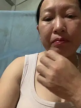 candy-beo online show from 04/21/26, 05:47