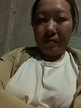 candy-beo online show from 04/23/26, 01:57