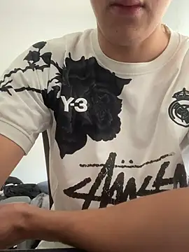 YorSexboy777 online show from 04/04/26, 10:46