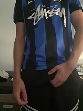 YorSexboy777 online show from 07/01/26, 04:07