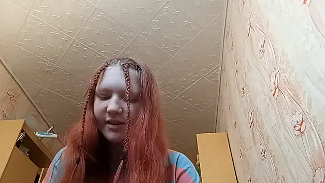 Snapshot of BirgitKamal chatting on 05/14/26, 10:11 BirgitKamal online show from 05/14/26, 10:11