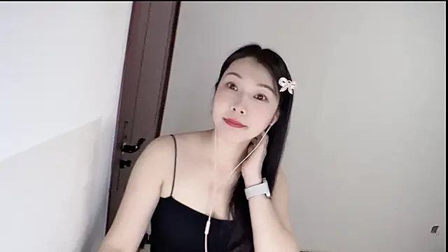 mengm0404 online show from 06/08/26, 03:01
