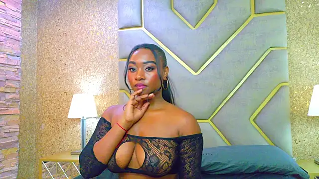 Snapshot of AiraLuna chatting on 04/07/26, 08:53 AiraLuna online show from 04/07/26, 08:53