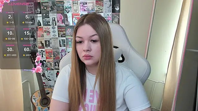 AmeliePeach online show from 05/04/26, 06:20