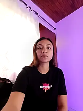 Leticia Hinkley  online show from 05/01/26, 12:54