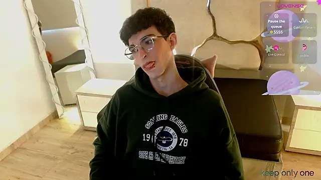 kaii tay1 online show from 04/20/26, 11:57