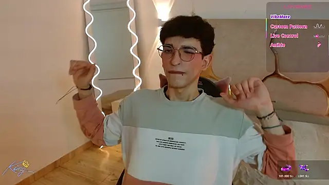 kaii tay1 online show from 04/23/26, 11:42