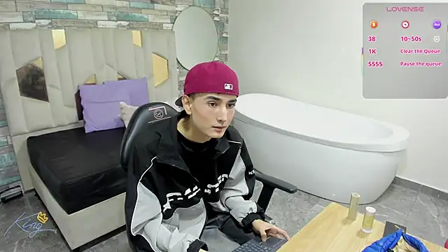 Snapshot of Eidan_tay chatting on 05/03/26, 12:33 Eidan tay online show from 05/03/26, 12:33