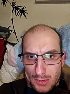 UpbeatXiphias online show from 04/15/26, 08:20