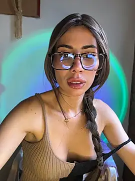 AlmaSajor  online show from 04/22/26, 09:38