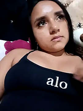 Snapshot of Valentina_Narvaez chatting on 05/14/26, 06:37 Valentina Narvaez online show from 05/14/26, 06:37