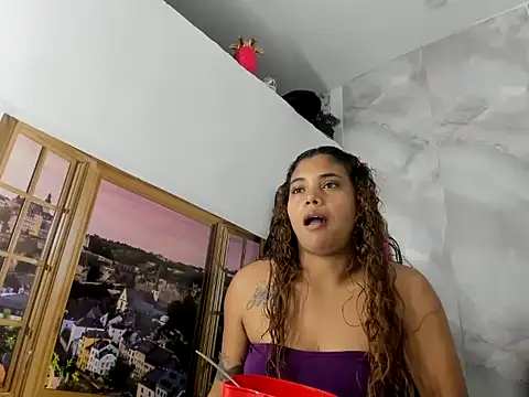 EllyBloom online show from 05/07/26, 01:38