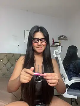 JassmineLove online show from 04/28/26, 04:56