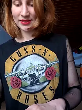 Julialexxxx online show from 04/08/26, 10:04