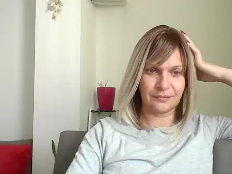 SweetLilTrouble online show from 04/28/26, 11:26