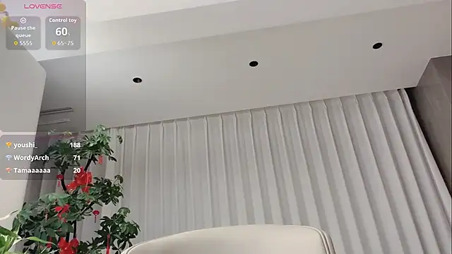 Snapshot of tingting-youu chatting on 04/20/26, 01:03 tingting-youu online show from 04/20/26, 01:03