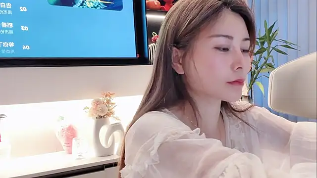 tingting-youu online show from 06/22/26, 12:02