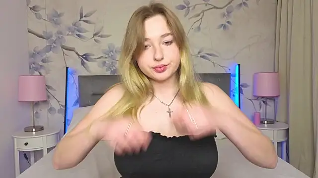 Delicious sugar online show from 04/14/26, 12:22