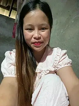 Snapshot of Hini_cute chatting on 05/21/26, 01:45 Hini cute online show from 05/21/26, 01:45
