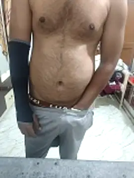 X-boy-11 online show from 04/23/26, 01:02