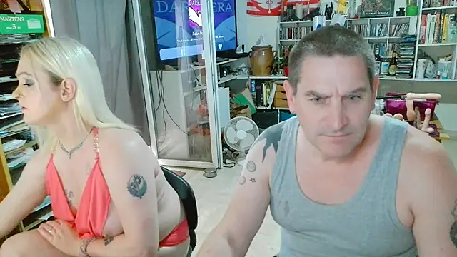 Snapshot of teddythebeer86 chatting on 06/13/26, 01:53 teddythebeer86 online show from 06/13/26, 01:53