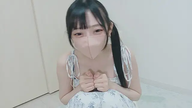 Snapshot of nozomin4321 chatting on 06/05/26, 09:37 nozomin4321 online show from 06/05/26, 09:37