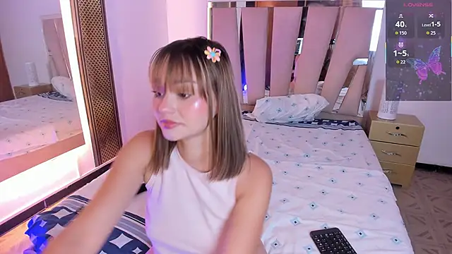 SofyCutee online show from 04/14/26, 12:22